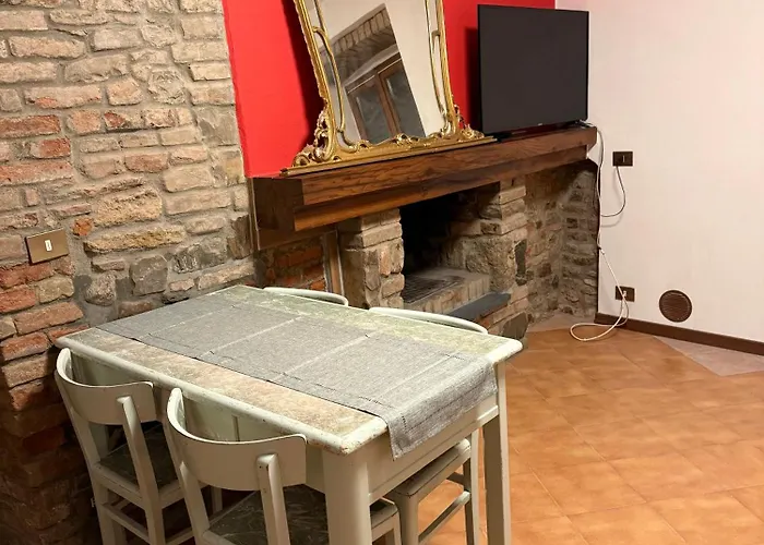 Residenza Il Castello Tre Apartment CastellʼArquato